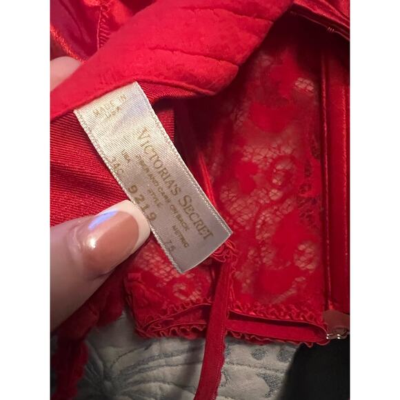 Vintage Victoria Secret Gold Label Red Lace Floral Bustier with Garter Hooks 34C - Picture 5 of 6